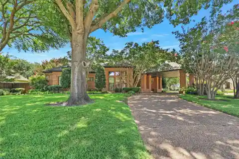 Exceptional Estate in the Heart of Colleyville