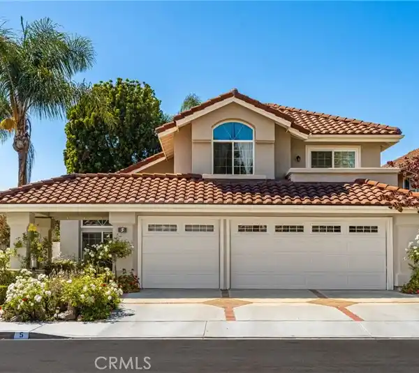 ELEGANT HOME IN DESIRABLE SORRENTO