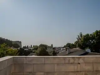 Spacious Six Bedroom Residence