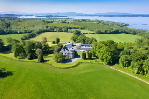 Bellevue House and Estate