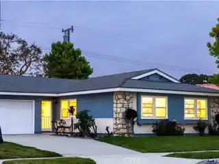 Warm and Inviting Residence