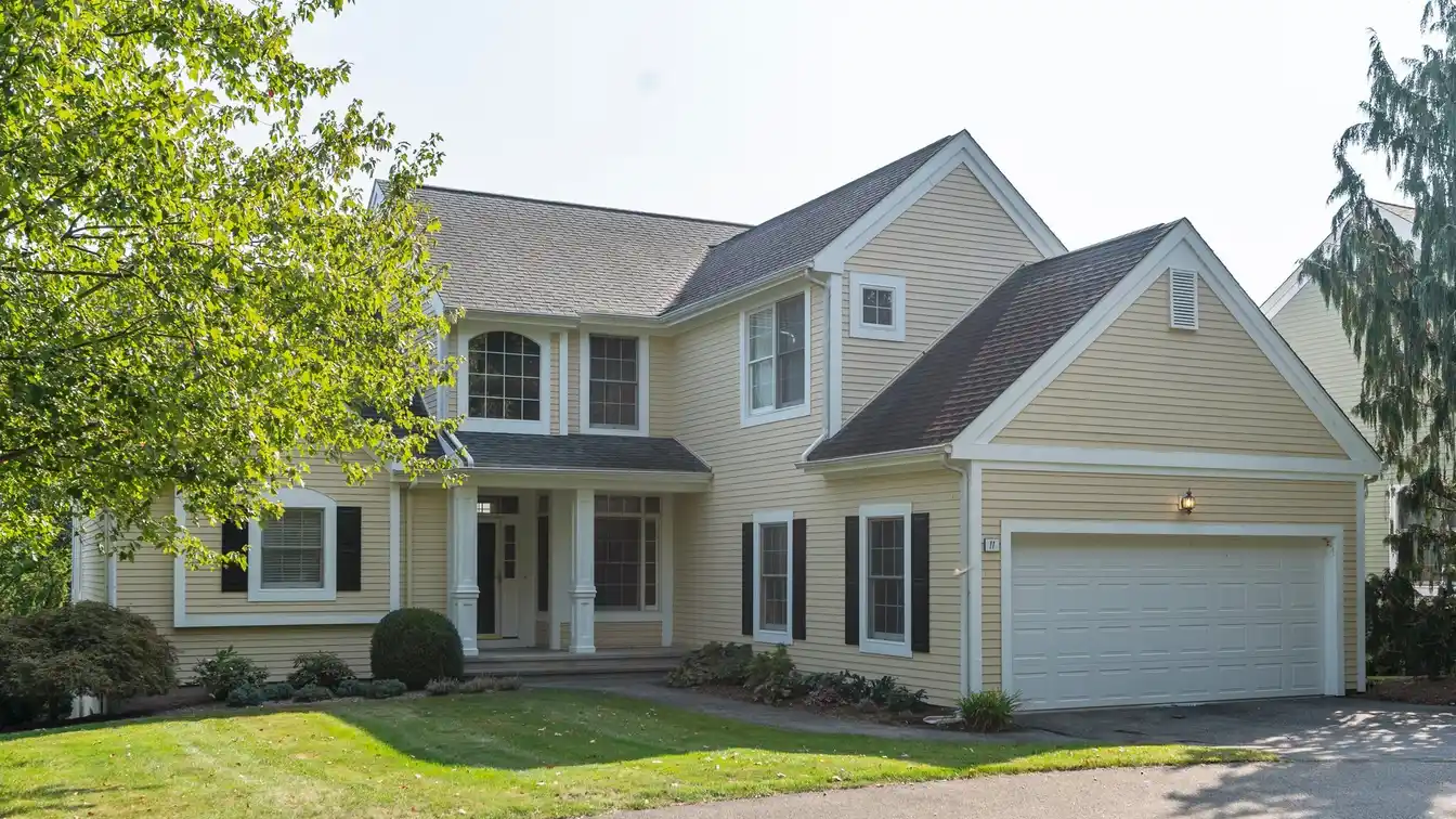 Special Home Overlooking Golf Course and the Connecticut River
