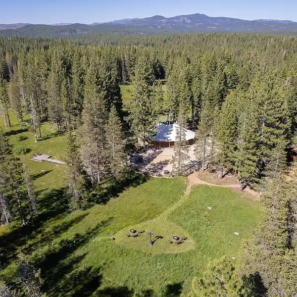 MITCHELLS MOUNTAIN MEADOWS