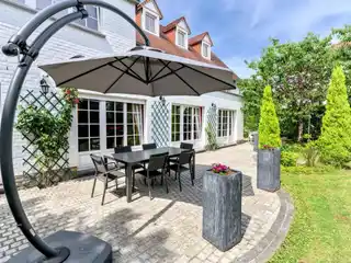 Beautiful Completely Refurbished Villa