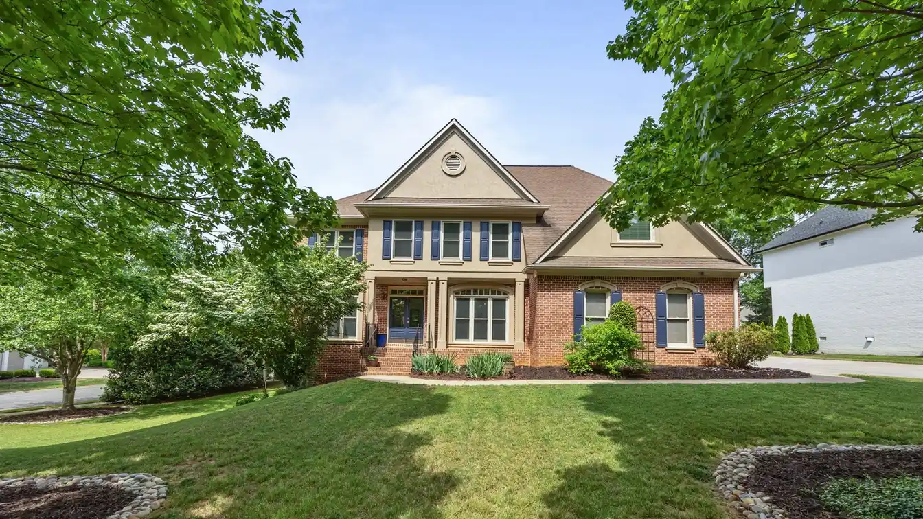 Wonderful Executive Home in River Run