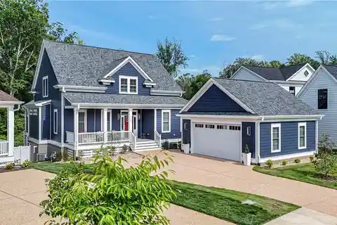 Stunning Home in the Desirable Shirley Park Neighborhood