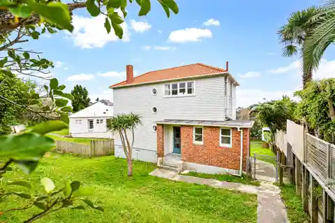 Premium Location Along the Orakei Ridgeline