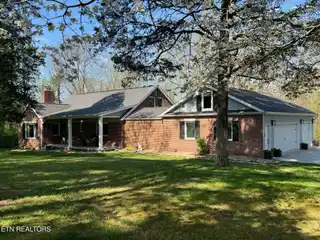 Cozy Renovated Home on 16 Acres