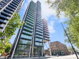 Contemporary Apartment in a New Development