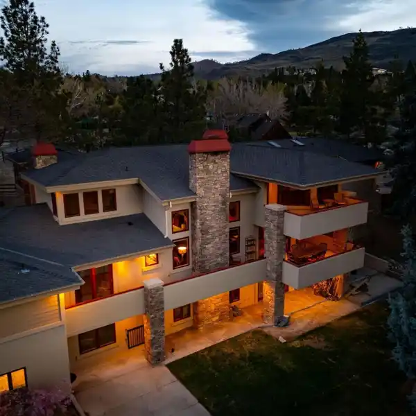 COMPLETELY REMODELED LUXURY ESTATE