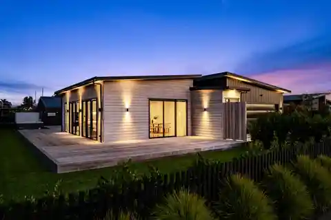 Spacious Home Blending Style and Comfort