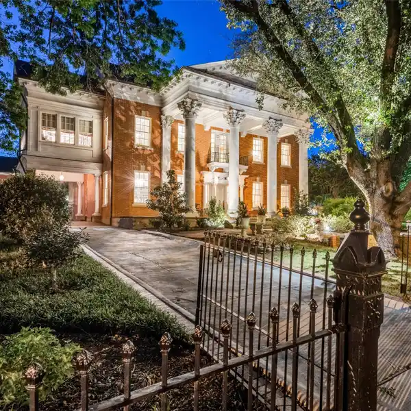 ICONIC MCKINNEY HOME