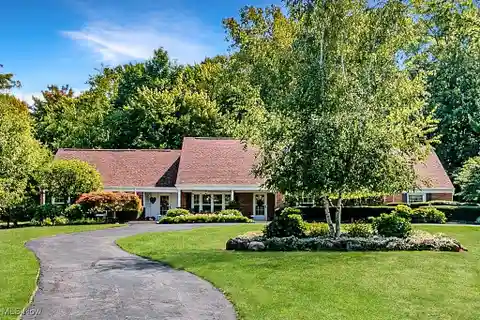 Inviting Park-Like Property