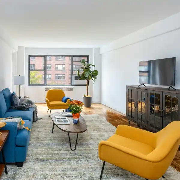 CLASSIC CHARM MEETS GRAND RENOVATION POTENTIAL