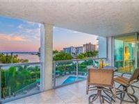 EXPERIENCE THE WONDERS OF SARASOTA LIVING AT ONE WATERGATE