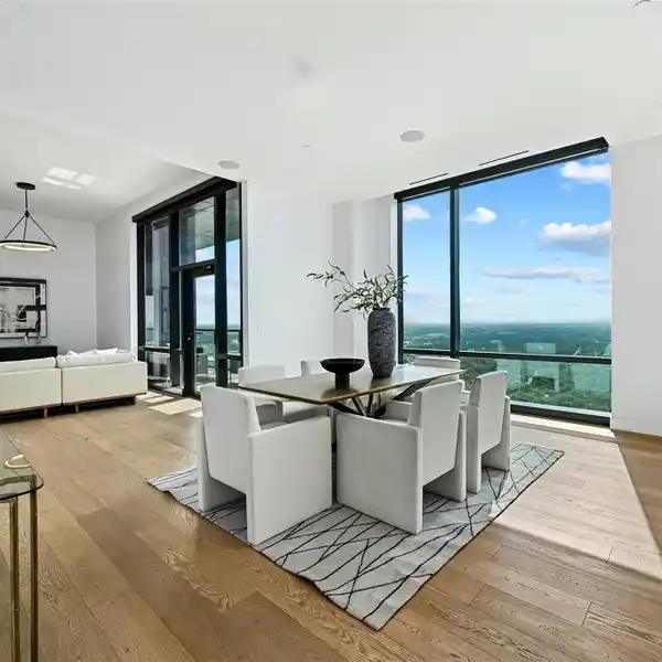 UNPARALLELED LIVING EXPERIENCE IN THE HEART OF DOWNTOWN AUSTIN