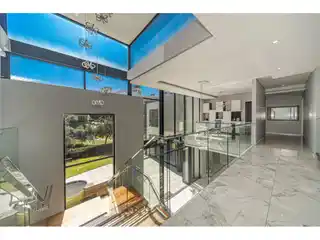 Complete a Luxury Home in a Prestigious Area