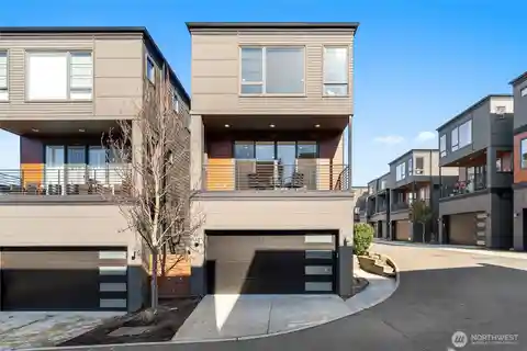 Gorgeous Home in an Ideal Location