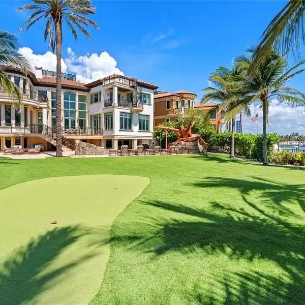 RARE OCEANFRONT ESTATE ON HILLSBORO POINT