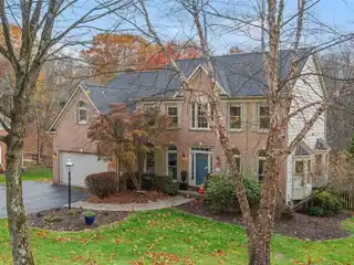 Private Cul-De-Sac Home with Elegant Owner’s Suite