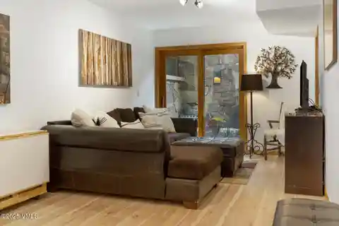Ski-in/ski-out Condo in Lionshead