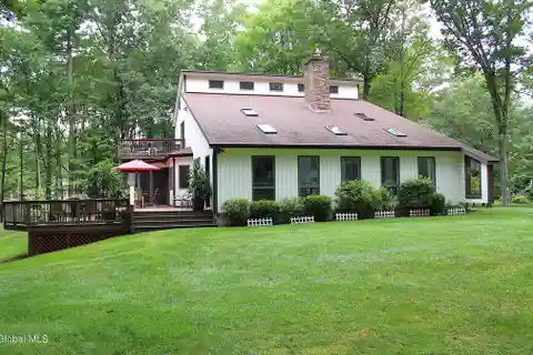 Custom Home Surrounded by Nature and Light