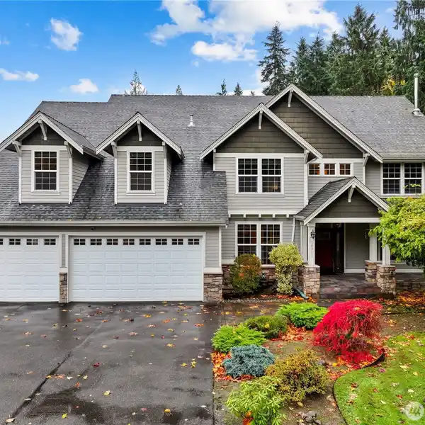 EXPANSIVE ACREAGE LIVING WITH TIMELESS COMFORT