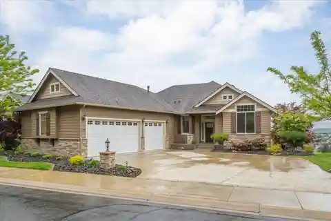 Meadowwood Estates Stunner with Views
