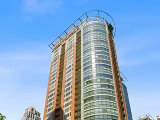 Unparalleled Luxury Living in Spacious Condo