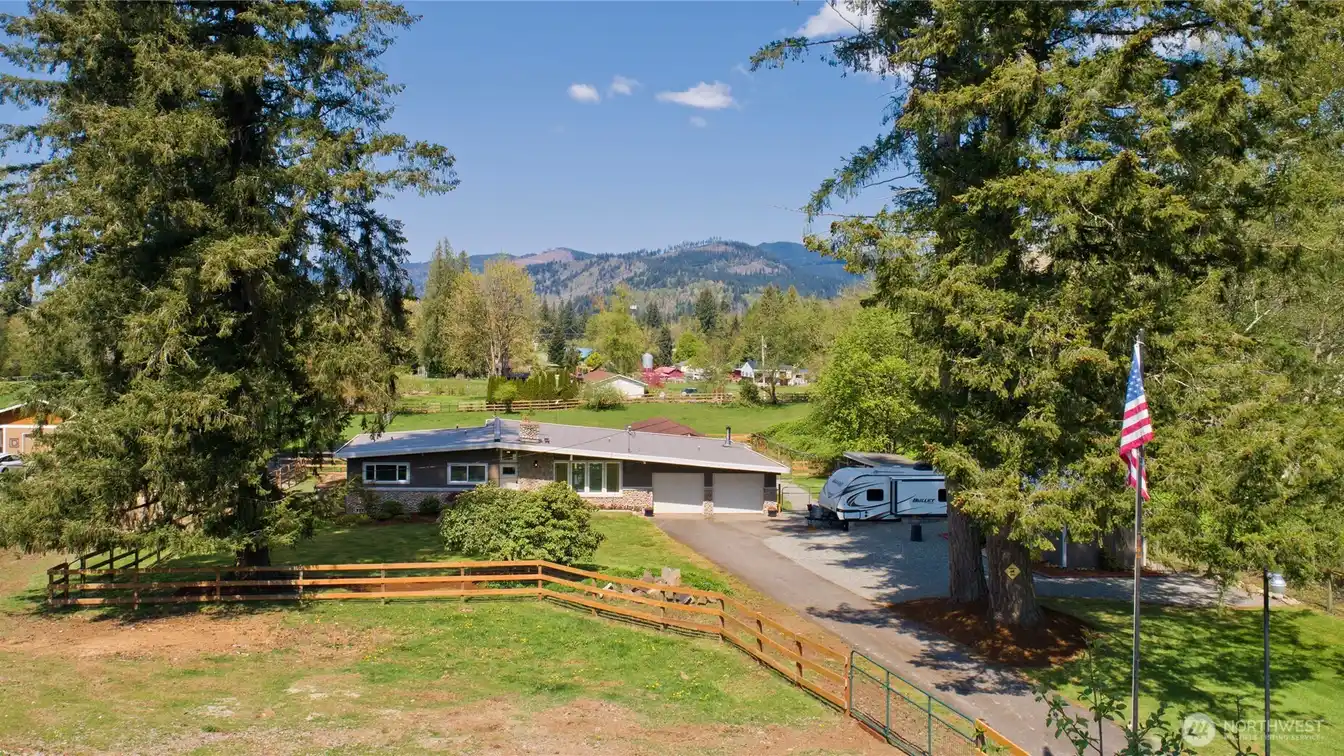 Beautifully Updated One-story Equestrian Property