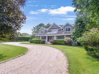 Totally Renovated Traditional House for Rent