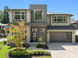 Exceptional Better-than-new Home