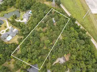 Rare Five-Acre Property in the Heart of Jenks