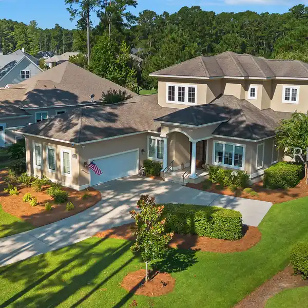 BEAUTIFUL HOME ON THE PETE DYE CHAMPIONSHIP GOLF COURSE