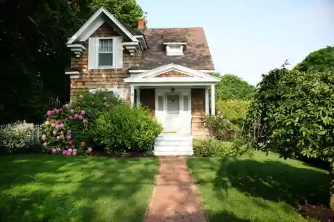 Stylish Cottage in the Heart of Southampton Village