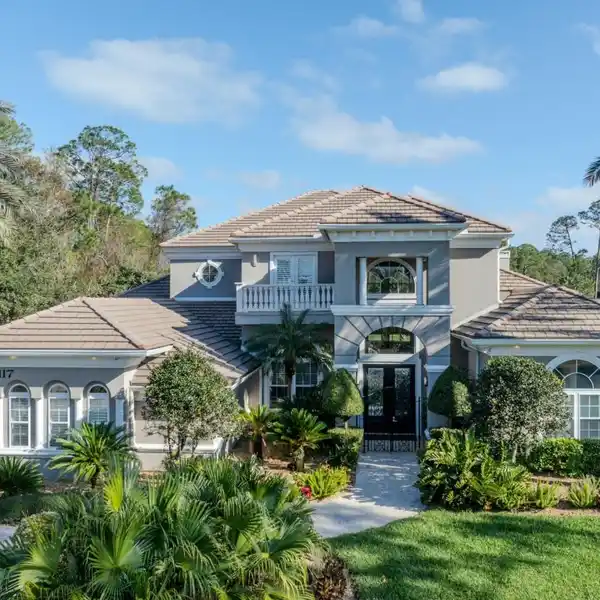 BEAUTIFUL ESTATE IN PRESTIGIOUS PLANTATION BAY