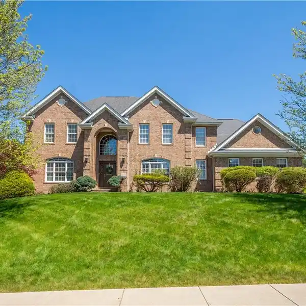 OPEN AND SPACIOUS CUSTOM HOME
