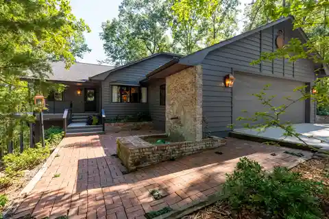 Rustic Charm Meets Modern Sophistication