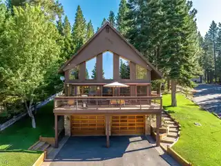 Beautifully Updated Mountain Home