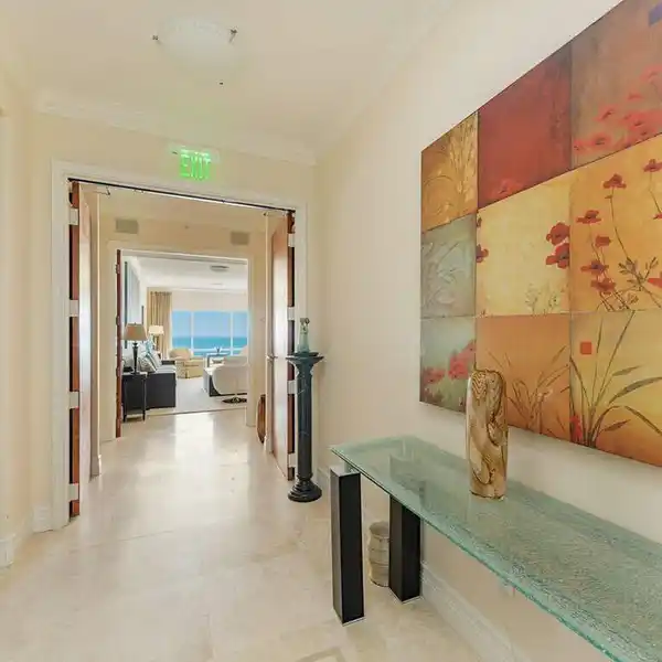 FABULOUS BEACHFRONT RESIDENCE IN THE MADEIRA