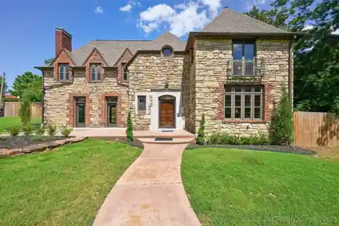 1930 Tudor Gem in Terwilleger Heights