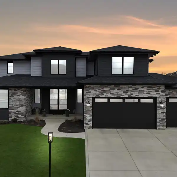 STUNNING HOME IN DESIRABLE ST. JOHN COMMUNITY