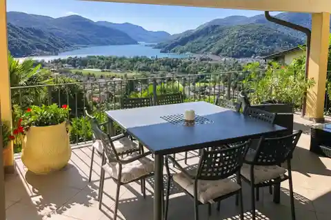 Five Bedroom Home with Commanding Views