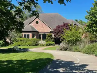 High-End Ranch on a Quiet Cul-De-Sac