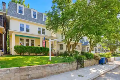 Four-level Colonial Steps from Downtown