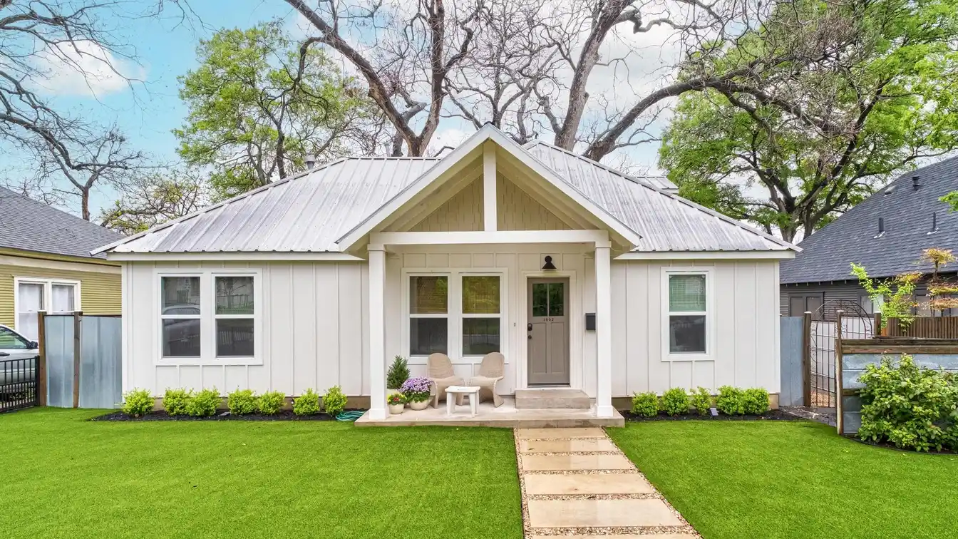 Charming Bouldin Creek Bungalow