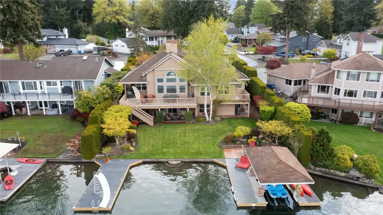 Exceptional Tapps Island Waterfront Home