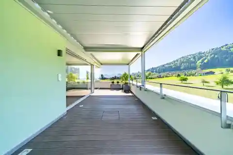 Stylish and Sunny Penthouse