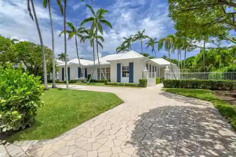 Impeccably Designed Bermuda Residence