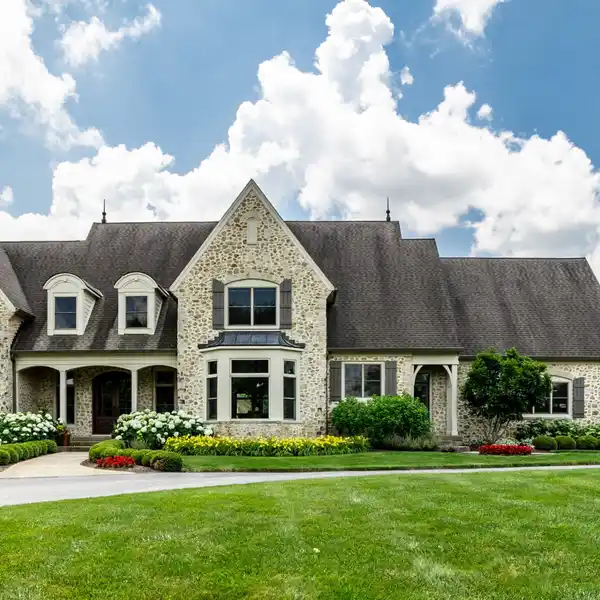 AN ENTERTAINER'S PARADISE